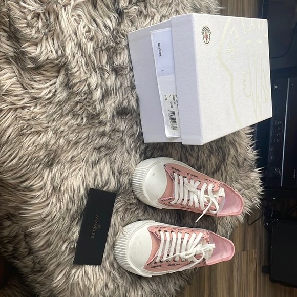 Authentic Moncler shoes Glissiere - Picture 1 of 6